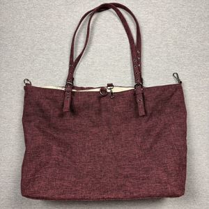 Lulu Dharma knit tote purple shoulder bag beige liner zip closure euc